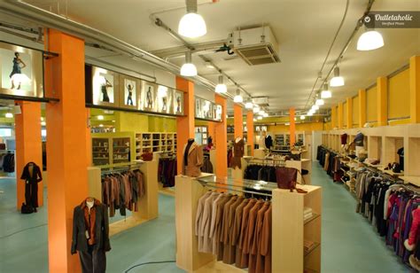 RJ Outlet Desenzano – italien.de.